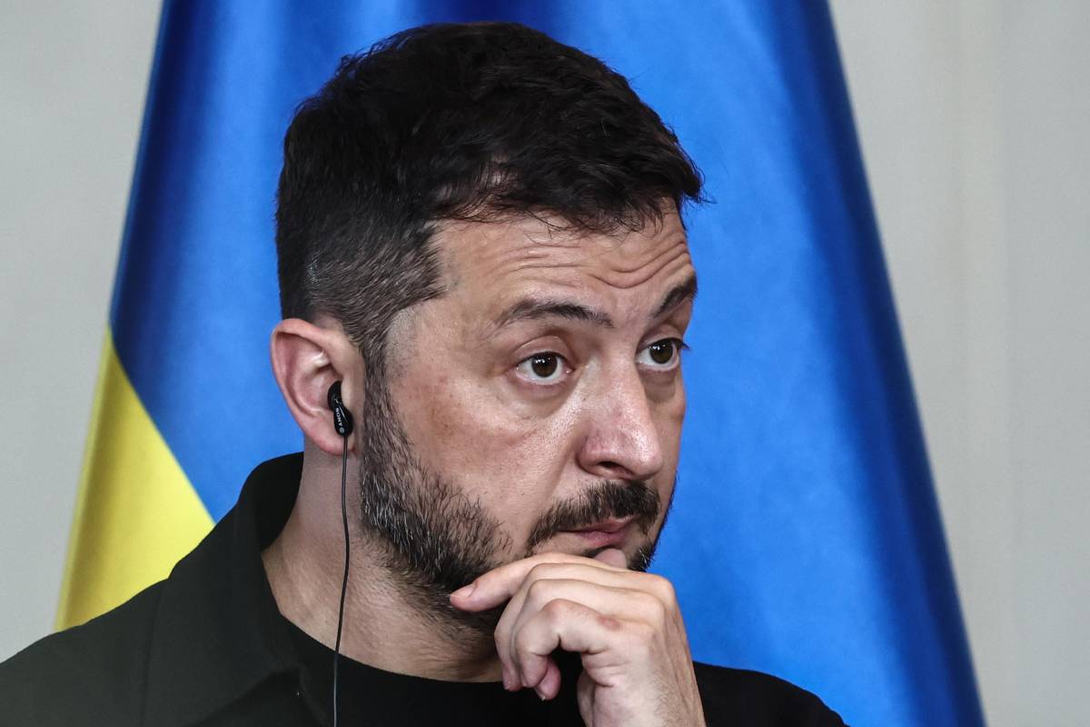 Kiev studia l'attacco. "Colpo a sorpresa simbolico su Mosca". E difende il Donbass