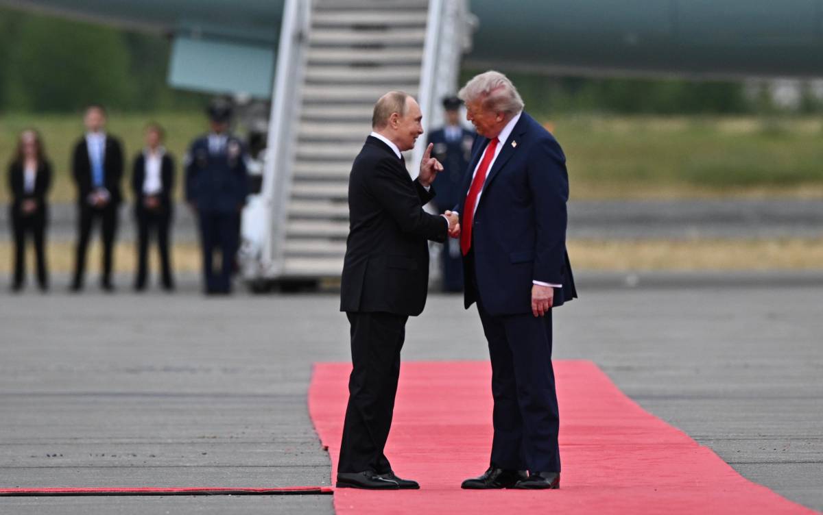Alaska, Mosca rivendica: "Altro che isolamento, a Putin il tappeto rosso negli Usa"