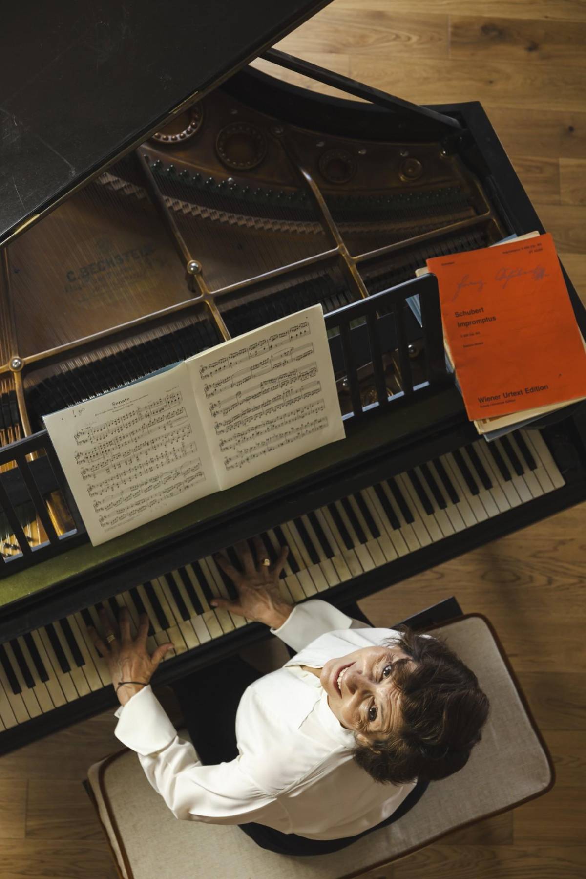 Lorenza Salamon, gallerista in trasferta per il pianoforte