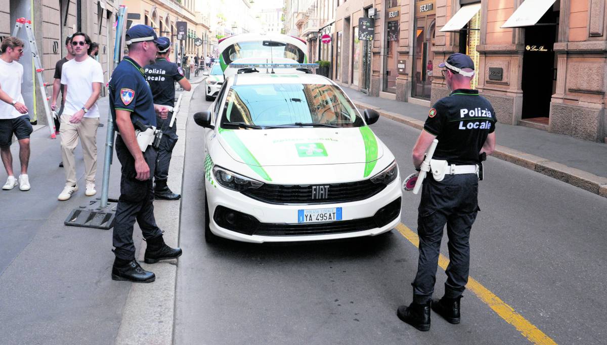 Botte e minacce alla ex, bracciale per un 30enne