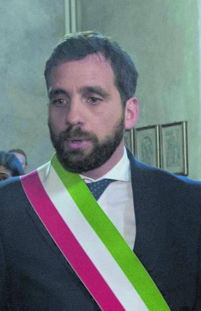 "L'intesa del Pd con i grillini è solo politica e fa molti danni"