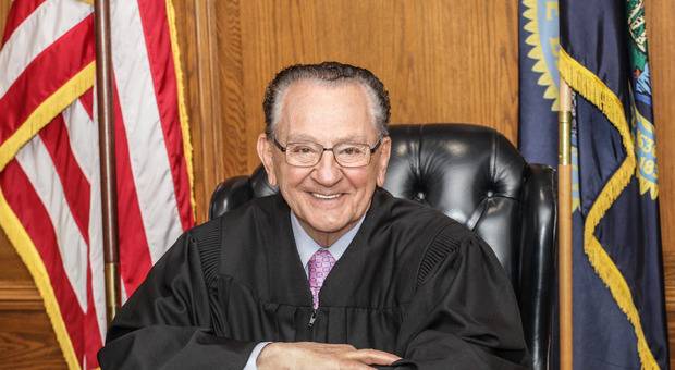 Il giudice Frank Caprio (Foto social)