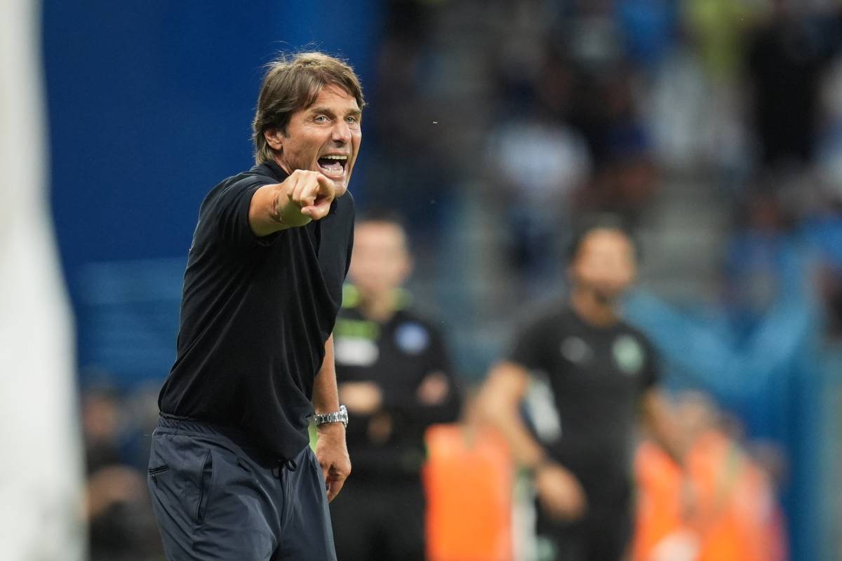 Firme da Premier nel debutto del Napoli. Conte sorride con McTominay e De Bruyne
