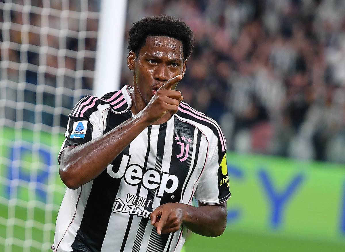 David e Vlahovic fanno volare la Juve: i bianconeri superano al debutto il Parma