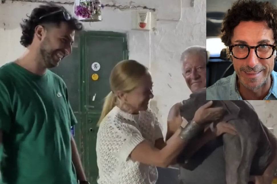 Toninelli e il delirante attacco contro la Meloni: "Perché si è fatta riprendere mentre accarezza il cane..."