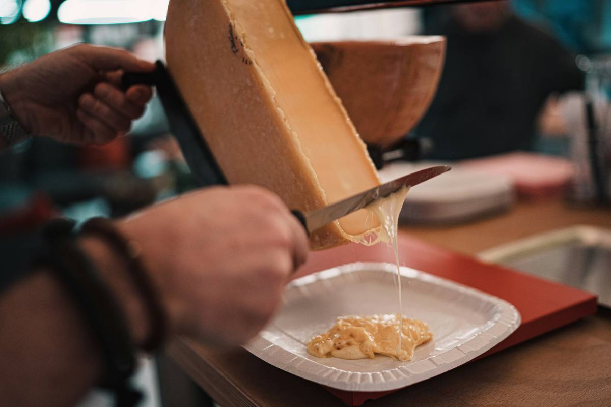 Gustosi assaggi di alborelle fritte, Taleggio e Quartirolo