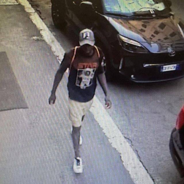 Stupro al parco: "Mi ero drogato". L'uomo aveva un visto umanitario