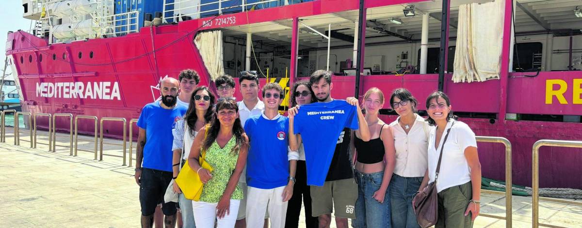 Il Pd sale sulla nave della Ong disobbediente. Ma mancano i big: sono ancora tutti in ferie