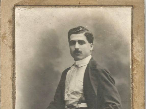 Il cuoco che bruciò Totò. La vita romanzesca di Giuseppe Masotola