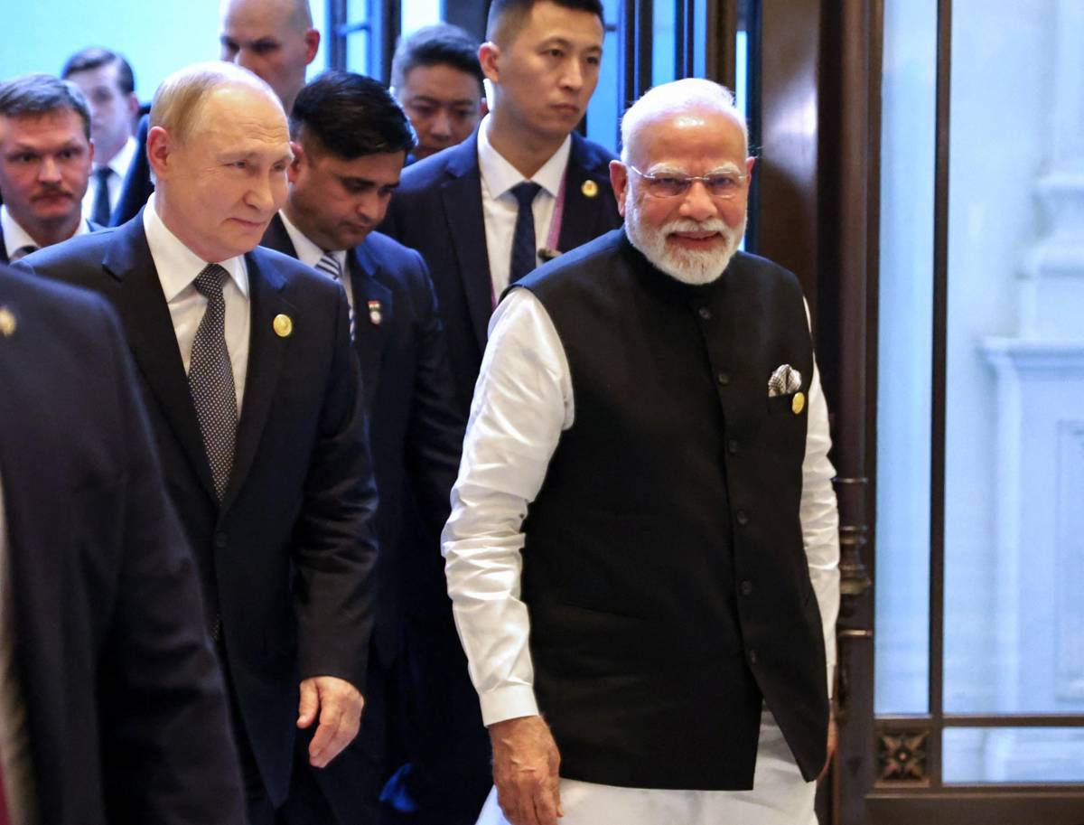 Putin: "Crisi ucraina nata dopo il colpo di Stato a Kiev provocato dall'Occidente"