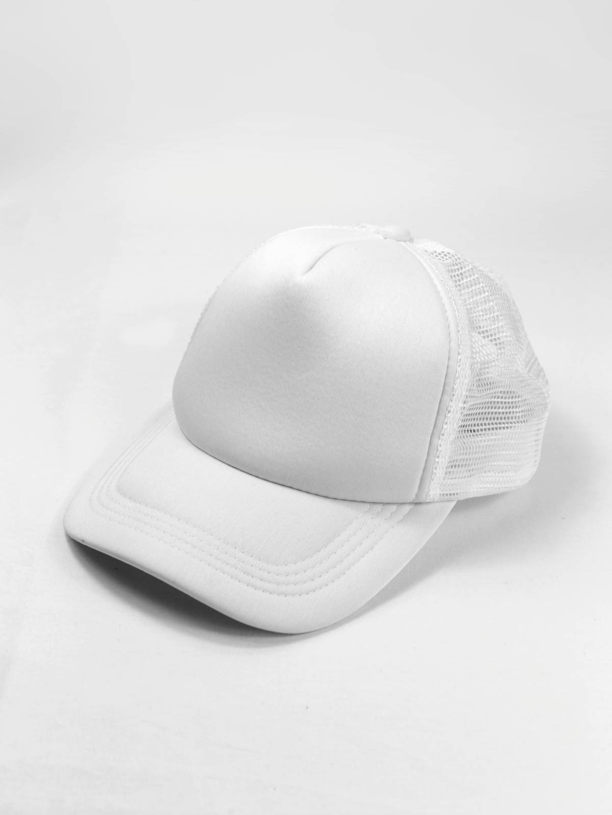 Giù il cappellino