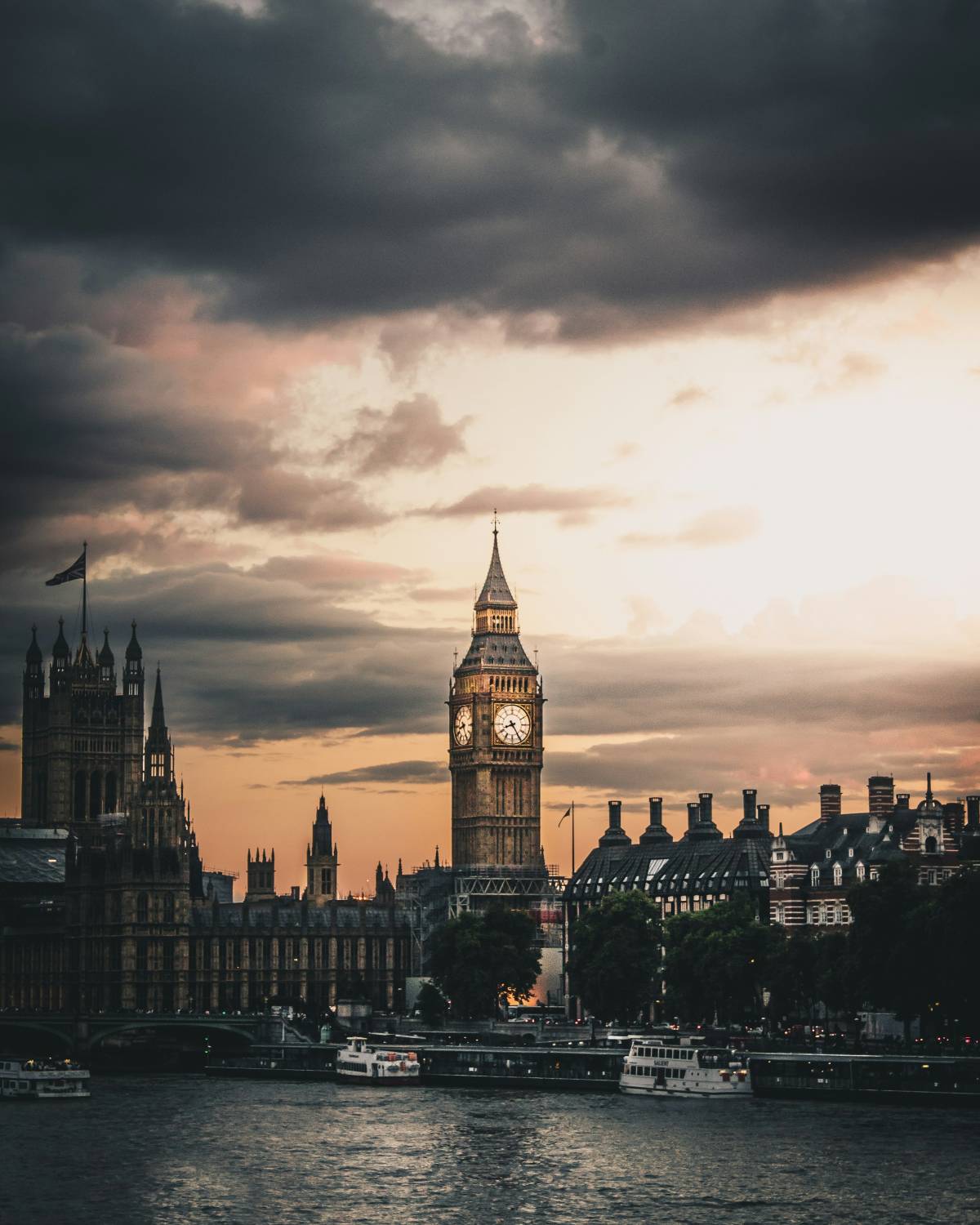 https://img.ilgcdn.com/sites/default/files/styles/xl/public/foto/2025/09/18/1758174662-luke-stackpoole-moeqotmupg8-unsplash.jpg?_=1758174662
