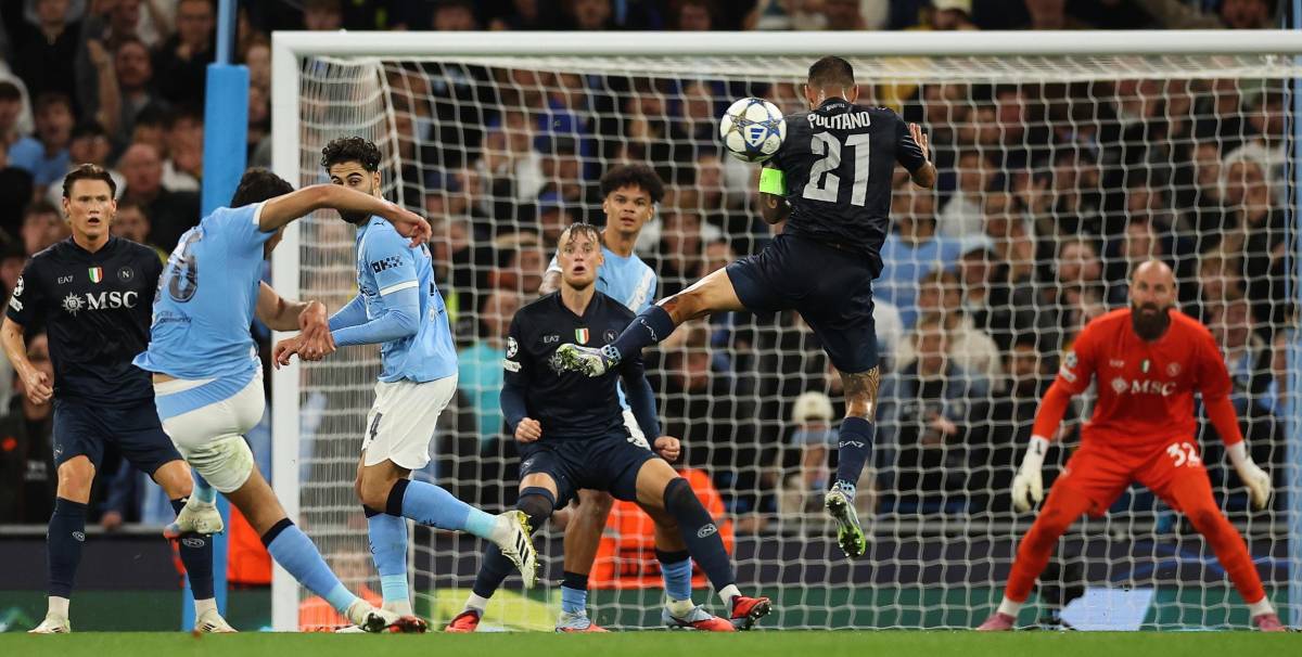 https://img.ilgcdn.com/sites/default/files/styles/xl/public/foto/2025/09/18/1758225976-man-city-napoli-rodri-politano.jpg?_=1758225976