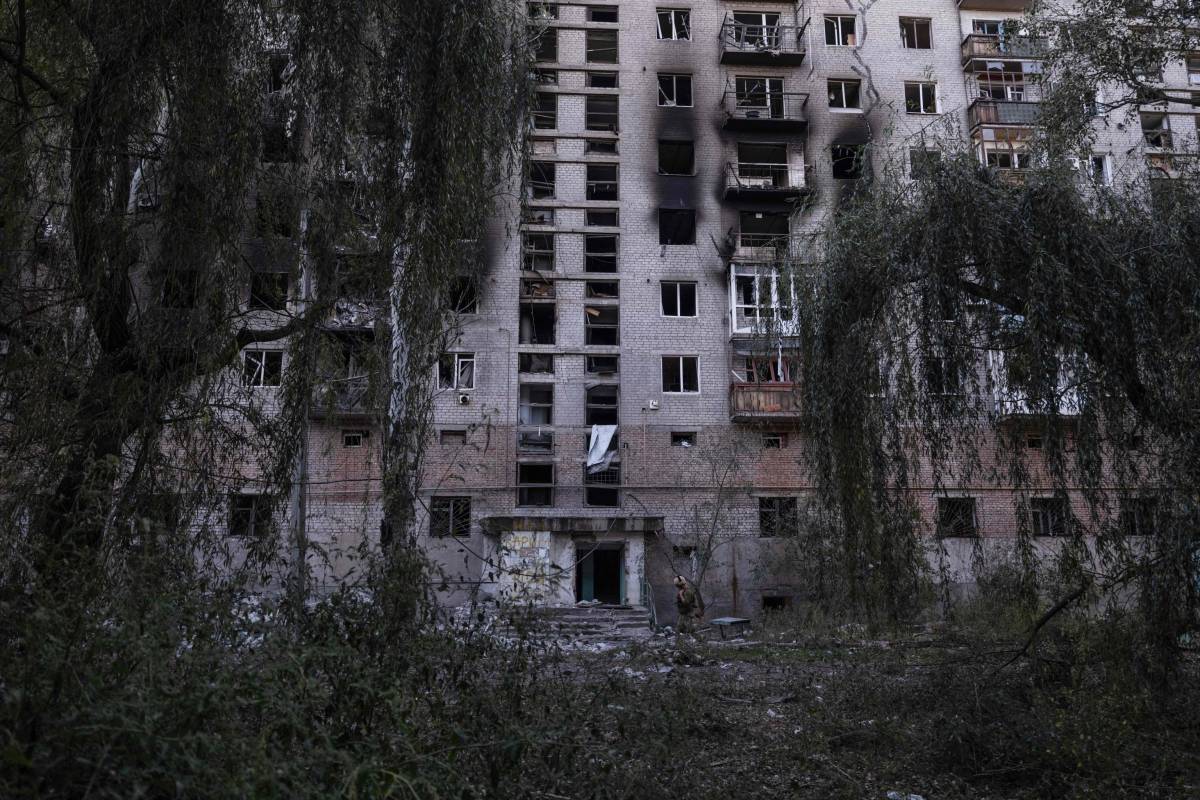 https://img.ilgcdn.com/sites/default/files/styles/xl/public/foto/2025/09/24/1758692519-guerra-ucraina-donetsk.jpeg?_=1758692519
