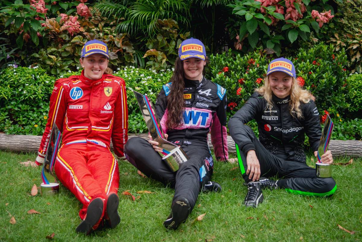 https://img.ilgcdn.com/sites/default/files/styles/xl/public/foto/2025/10/03/1759491854-foto-piloti-donna-f1.jpg?_=1759491854