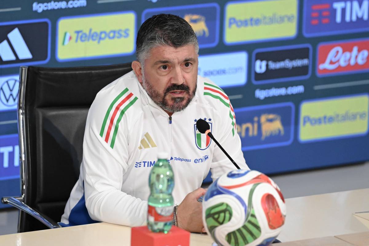 https://img.ilgcdn.com/sites/default/files/styles/xl/public/foto/2025/10/12/1760292976-rino-gattuso.jpg?_=1760292976