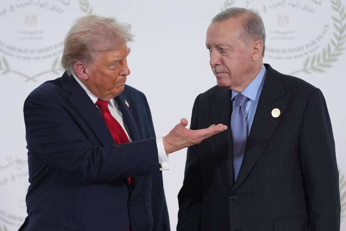 https://img.ilgcdn.com/sites/default/files/styles/xl/public/foto/2025/10/14/1760415753-aznecknsd0bjzixko-p-associated-press-lapresse.jpeg?_=1760415753