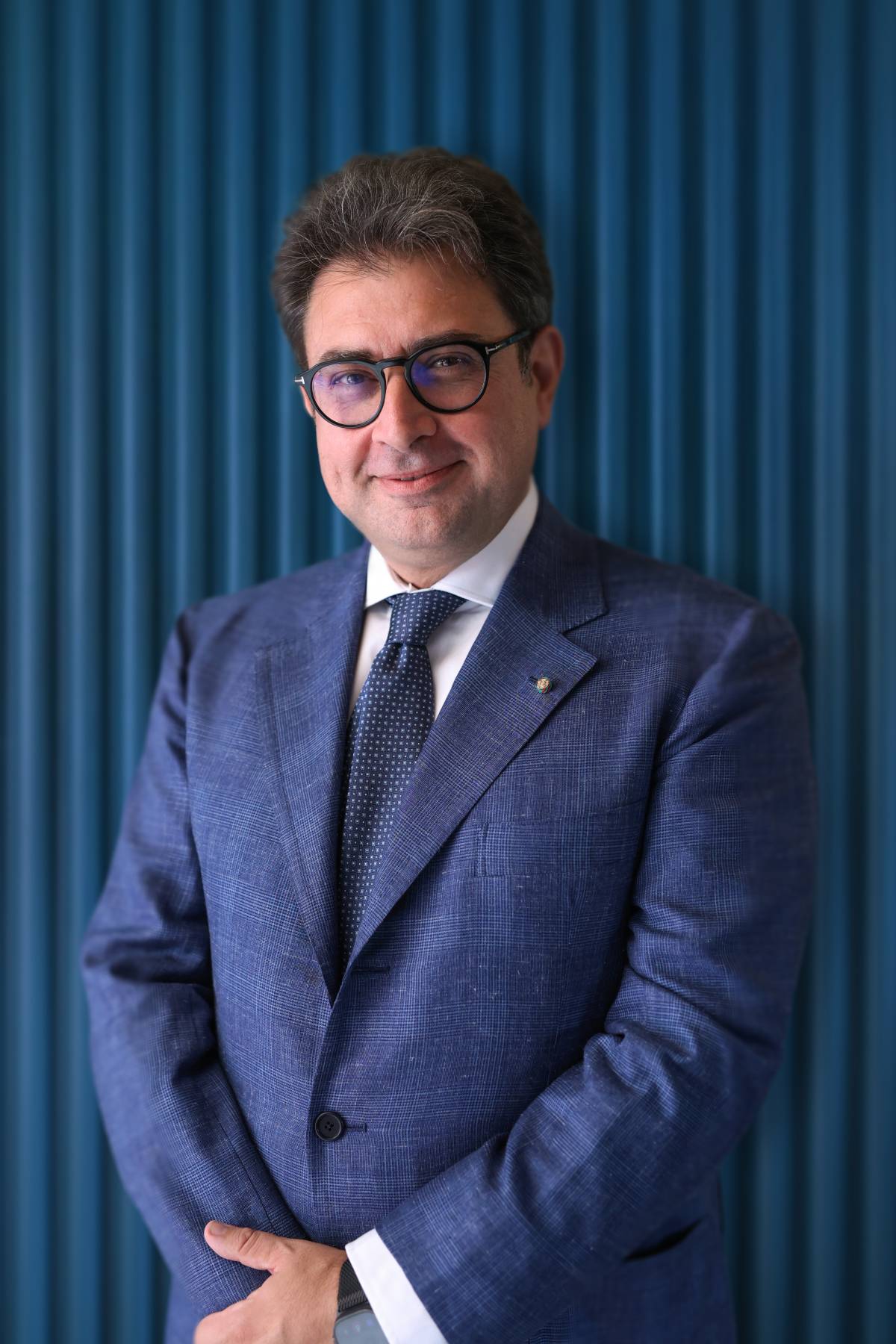 https://img.ilgcdn.com/sites/default/files/styles/xl/public/foto/2025/10/14/1760460996-antonio-zinno-2.jpg?_=1760461216