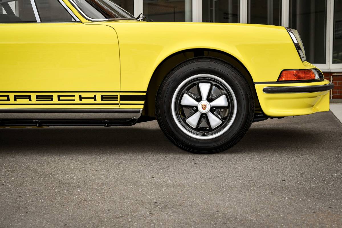 Nuovi pneumatici Pirelli per le Porsche d’epoca: tecnologia al servizio della tradizione