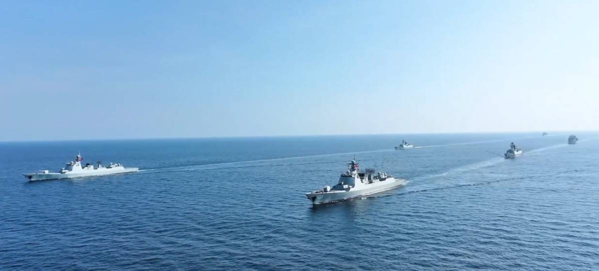 La Cina muove le navi da guerra nel Mar Rosso: cosa c'è dietro la mossa di Xi