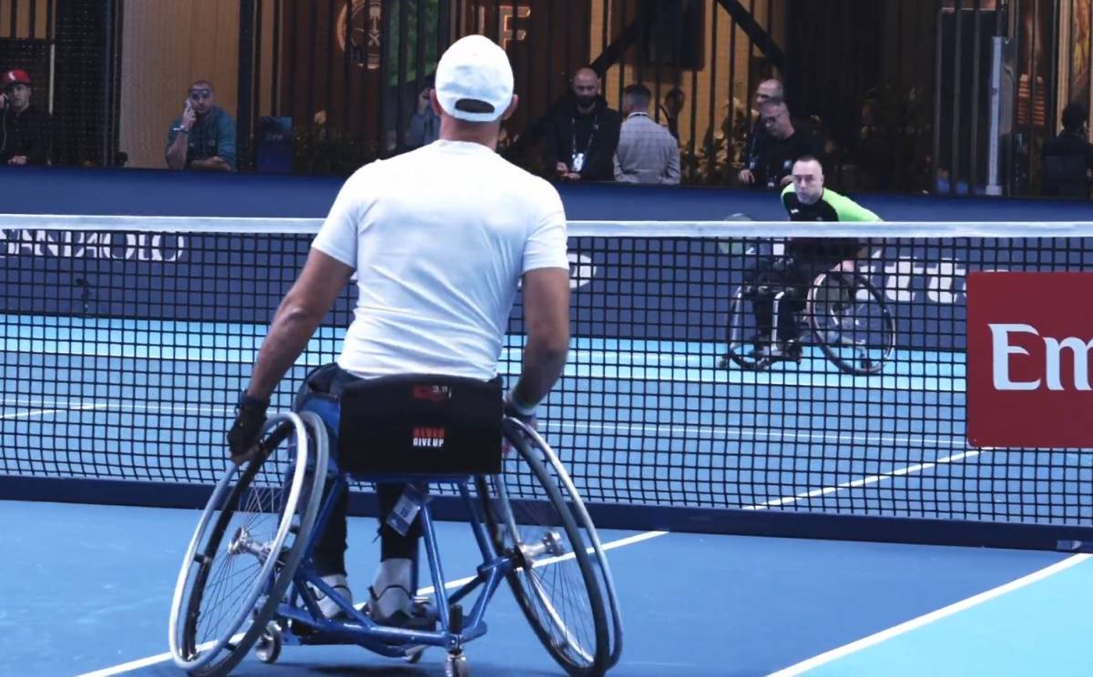 https://img.ilgcdn.com/sites/default/files/styles/xl/public/foto/2025/11/14/1763129605-tennis-disabili.JPG?_=1763129605