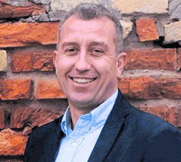 "Botte non abituali". Aiutino del giudice ma il sindaco dem decide di lasciare