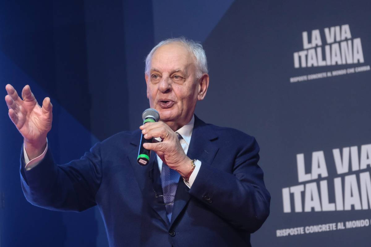 "Il Colle ha avocato la politica estera. L'anomalia è diventata normalità"