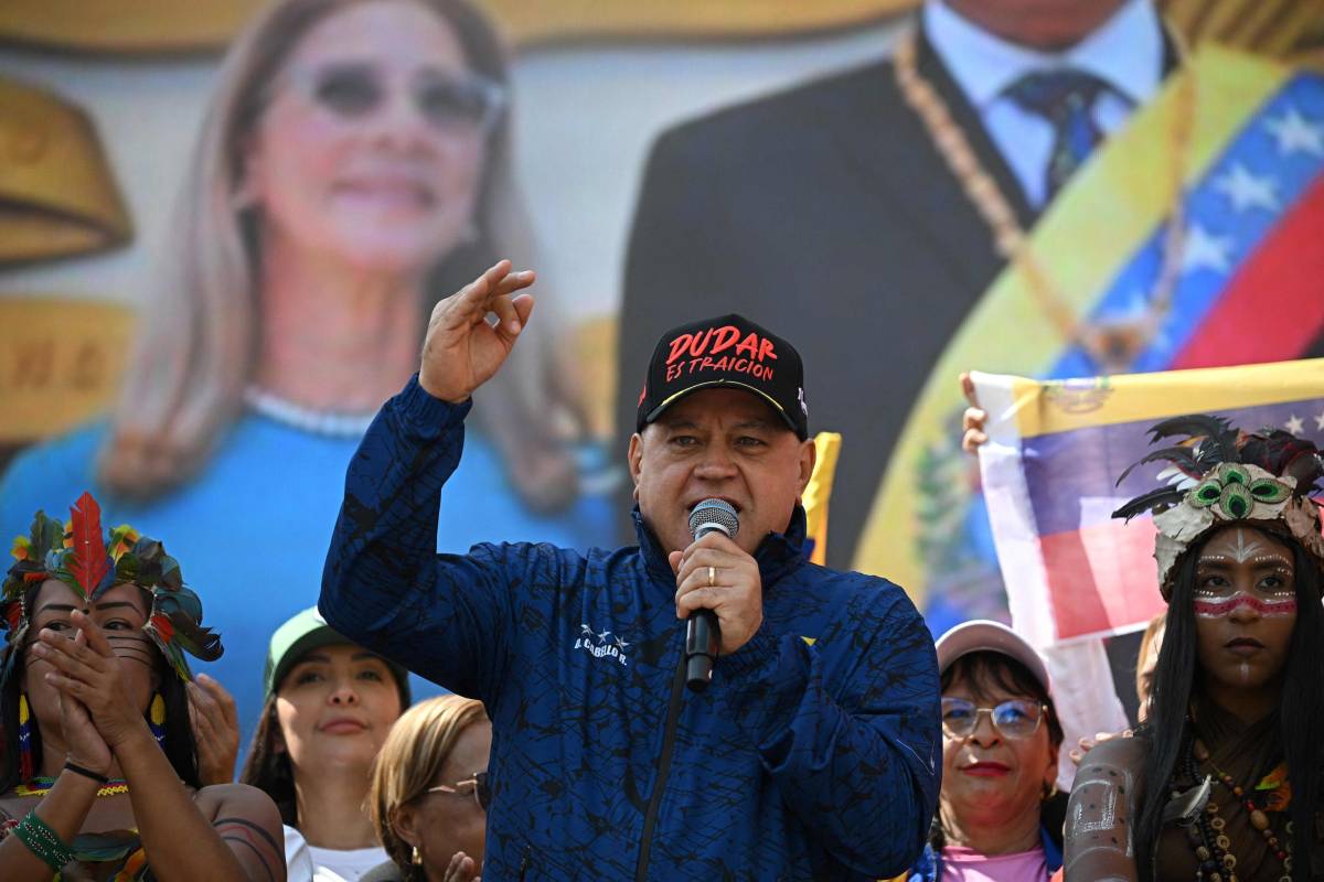 https://img.ilgcdn.com/sites/default/files/styles/xl/public/foto/2026/01/08/1767902514-diosdado-cabello.jpeg?_=1767902514