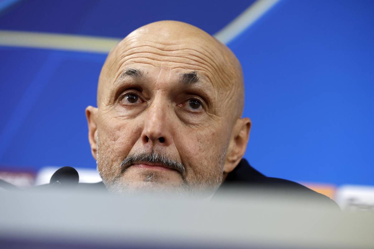 https://img.ilgcdn.com/sites/default/files/styles/xl/public/foto/2026/01/28/1769605716-luciano-spalletti.jpg?_=1769605716