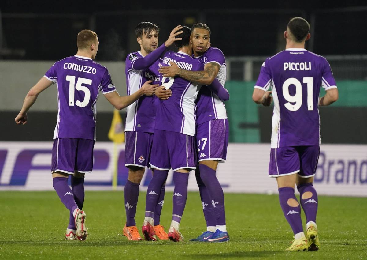 https://img.ilgcdn.com/sites/default/files/styles/xl/public/foto/2026/03/19/1773951749-rakow-fiorentina-documenti-google.jpg?_=1773951749