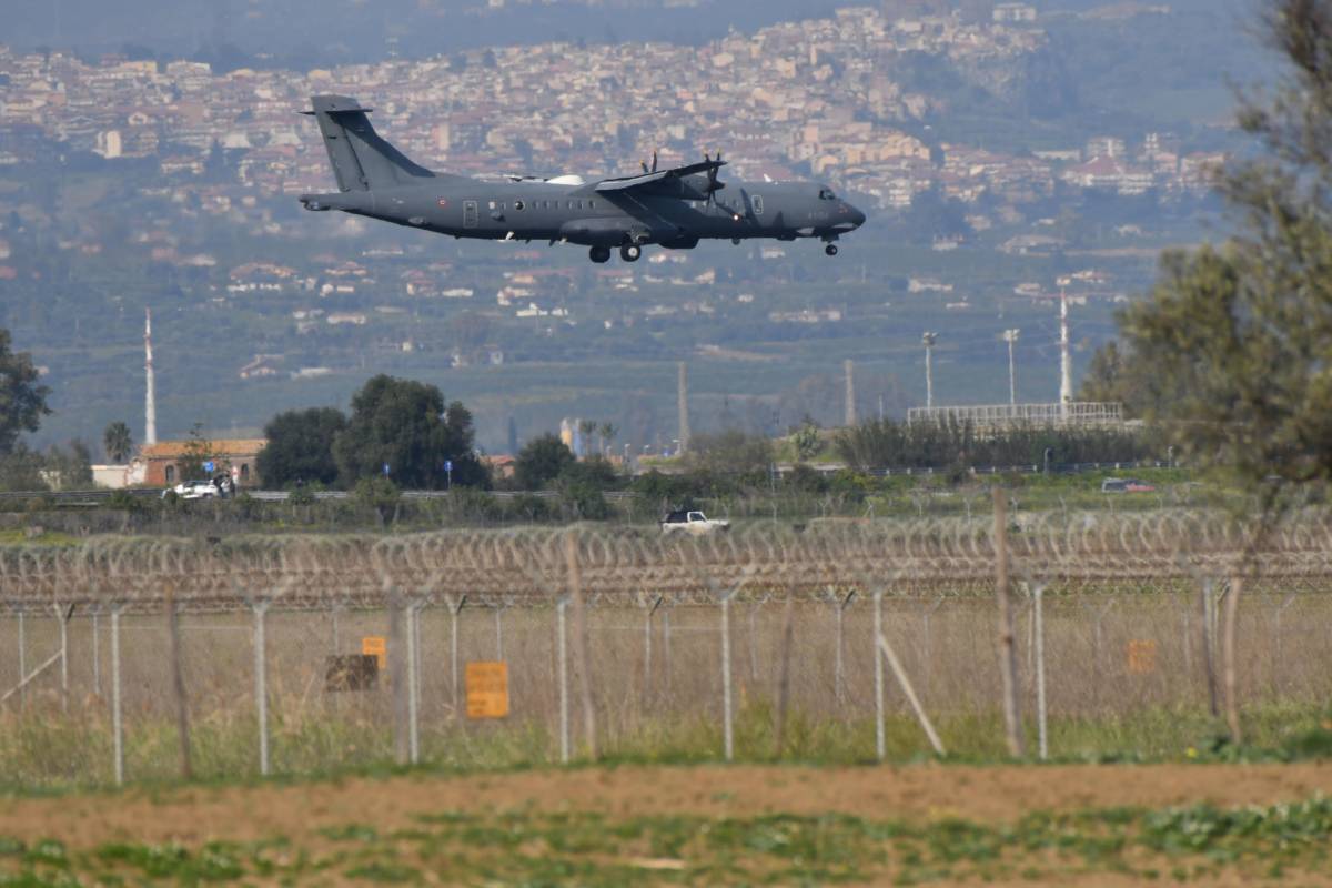 Dagli Usa nelle basi italiane droni spia e aerei cisterna