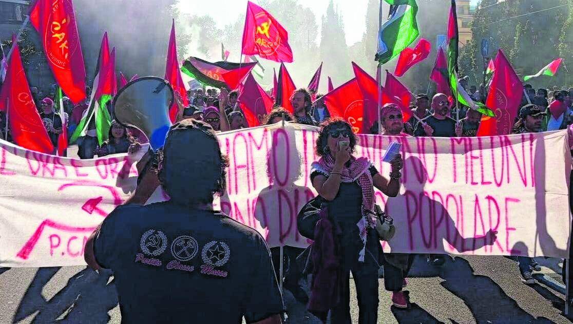 Gli estremisti dei Carc? Fanno i delegati della Cgil. Faro dei pm sul nuovo Pci
