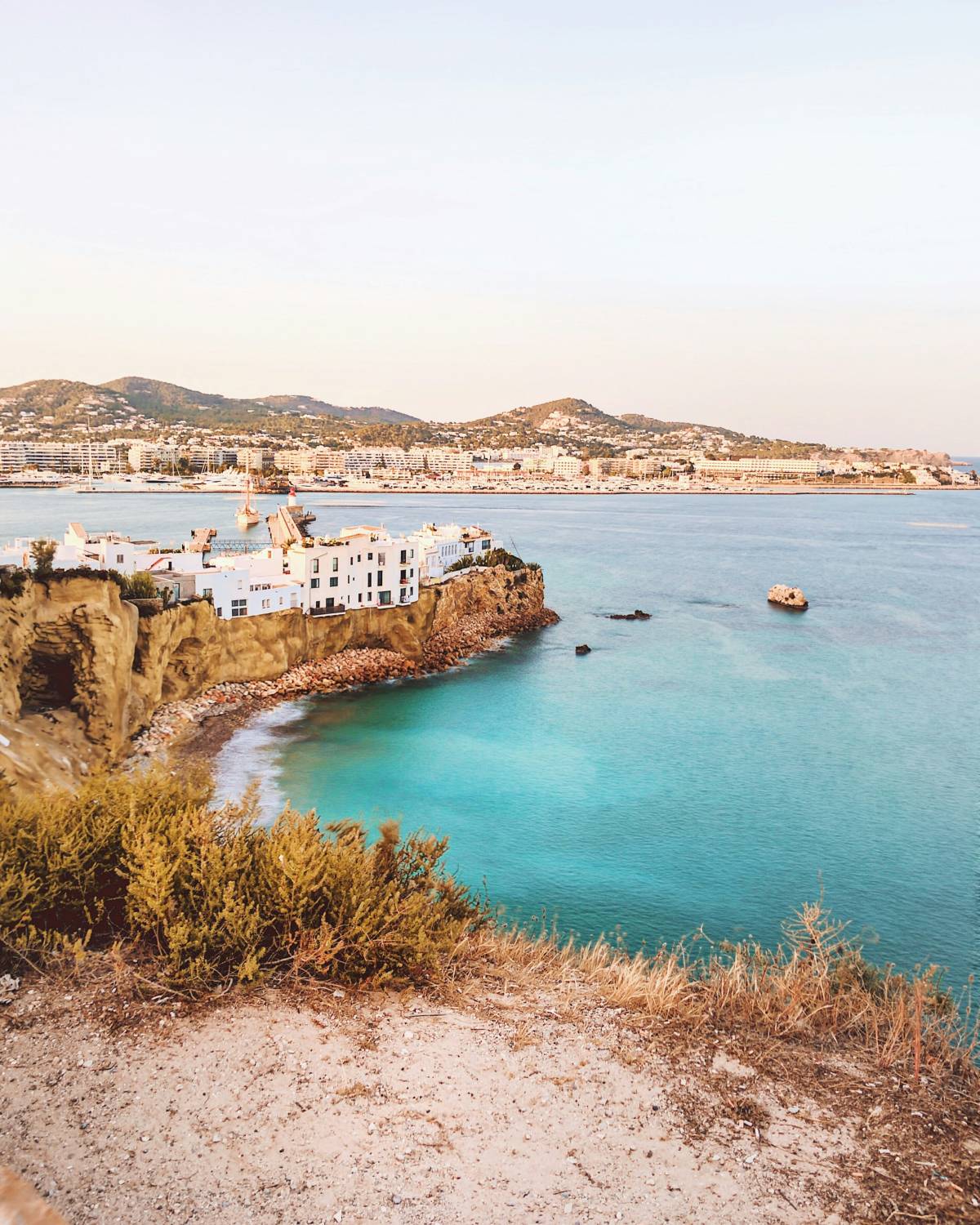Omicidio choc a Ibiza. 
