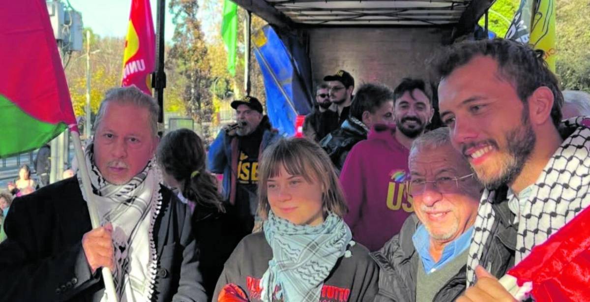 Follia della Flotilla: denuncia l'Italia. I legami del leader con il terrorismo