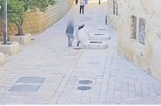 Choc a Gerusalemme: una suora aggredita da un colono israeliano
