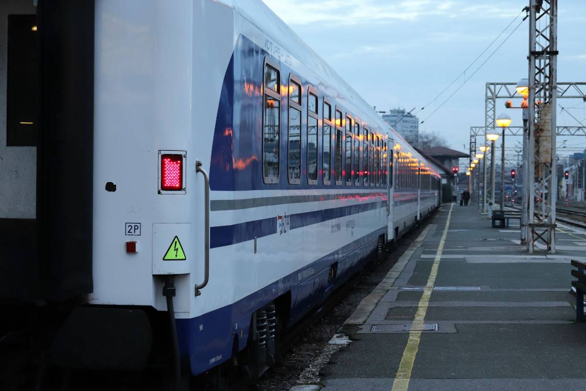 https://img.ilgcdn.com/sites/default/files/styles/xl/public/foto/2026/05/06/1778072002-trainlein.jpeg?_=1778072002