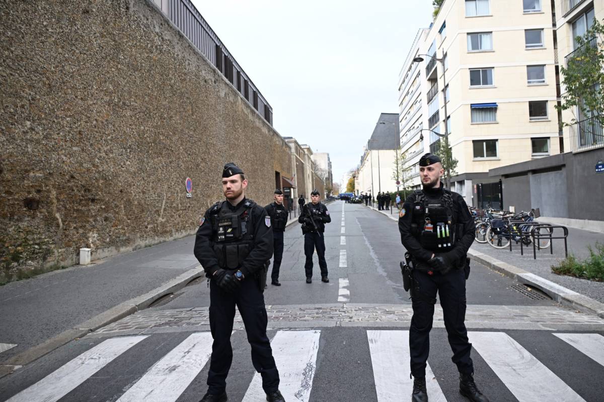 https://img.ilgcdn.com/sites/default/files/styles/xl/public/foto/2026/05/12/1778582413-paris.jpeg?_=1778582413