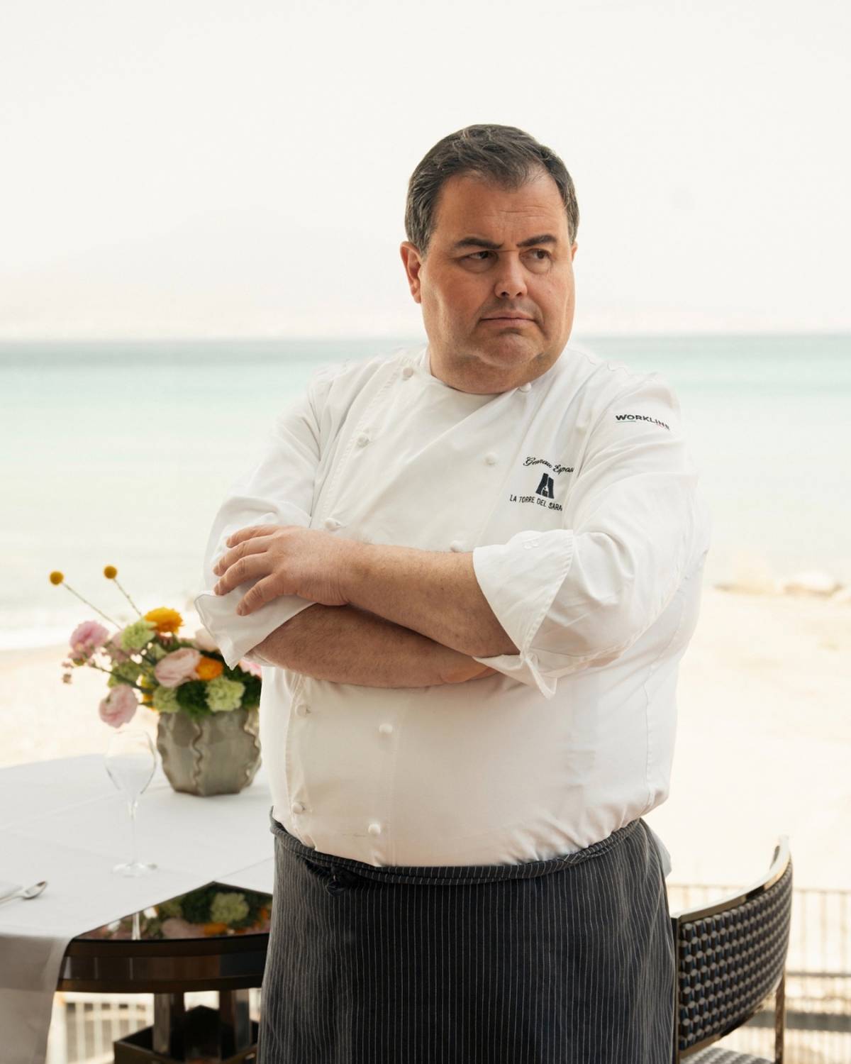 https://img.ilgcdn.com/sites/default/files/styles/xl/public/foto/2026/05/13/1778689411-festa-vico-chef-gennaro-esposito.jpg?_=1778689411