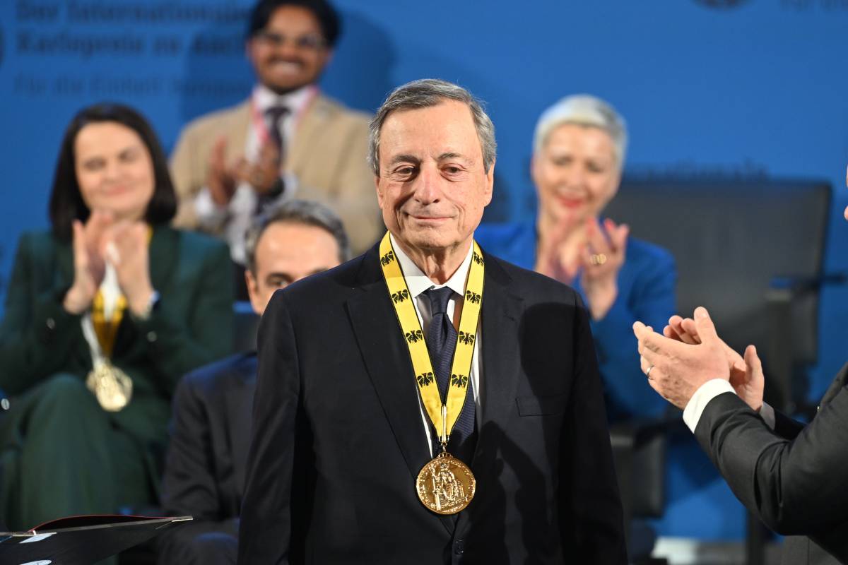 Draghi scuote l'Ue. 