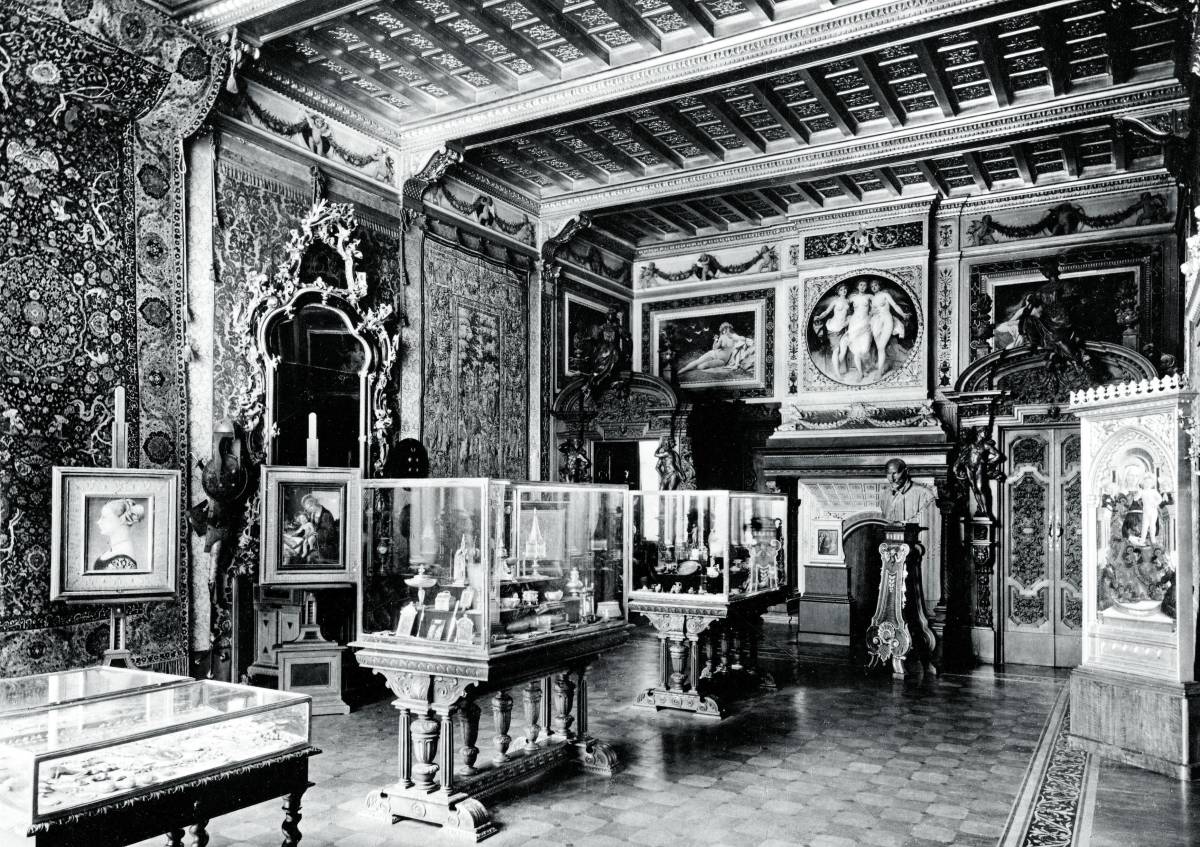 Un ritorno alle origini. Il Poldi trova mecenati e salva il Salone dorato