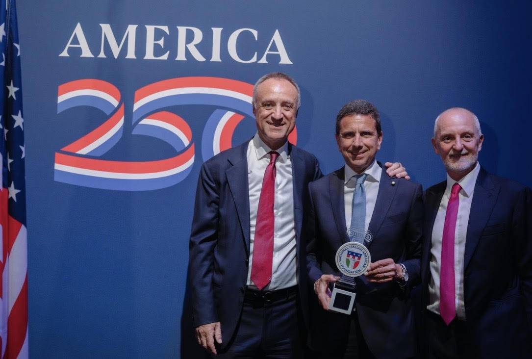Bozzetti premiato dalla Niaf per l'impegno internazionale