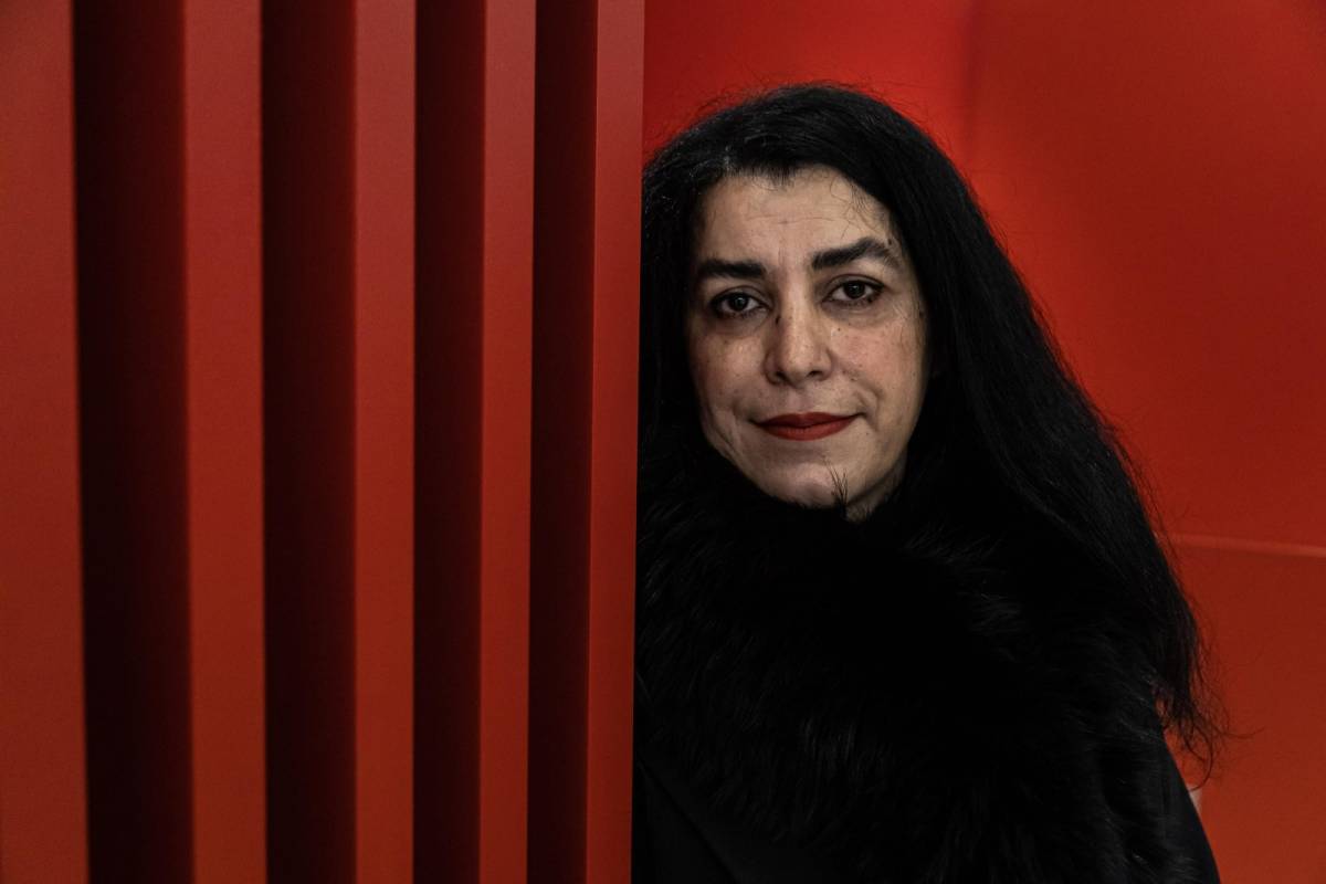 Addio a Marjane Satrapi, la voce che raccontò l'Iran al mondo attraverso Persepolis