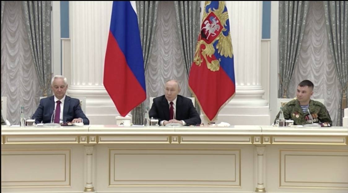 https://img.ilgcdn.com/sites/default/files/styles/xl/public/foto/2026/06/13/1781344369-putin.jpg?_=1781344369