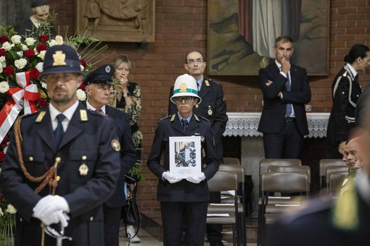 https://img.ilgcdn.com/sites/default/files/styles/xl/public/foto/2026/07/03/1783050366-y-jip8bz5exmxnfv9sq-marco-ottico-lapresse.jpeg?_=1783050366