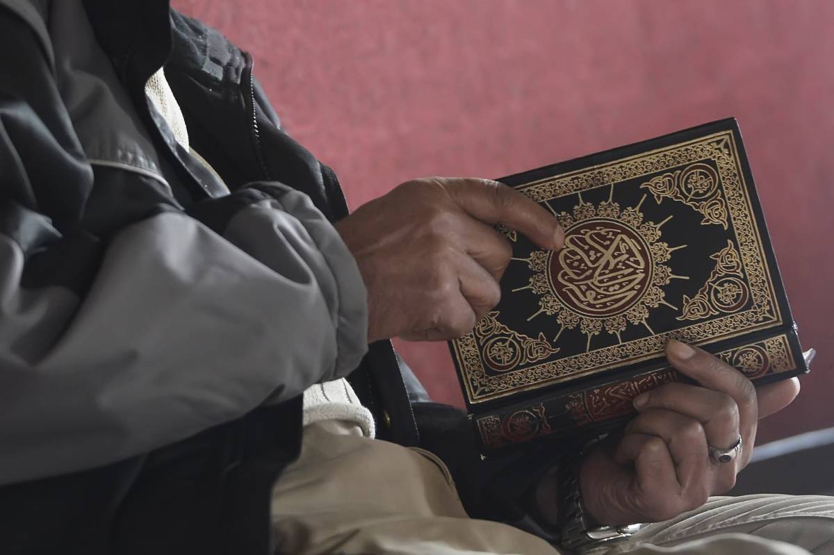 Islam, allarme a Berlino: il 40% degli studenti musulmani vuole i precetti del Corano in classe