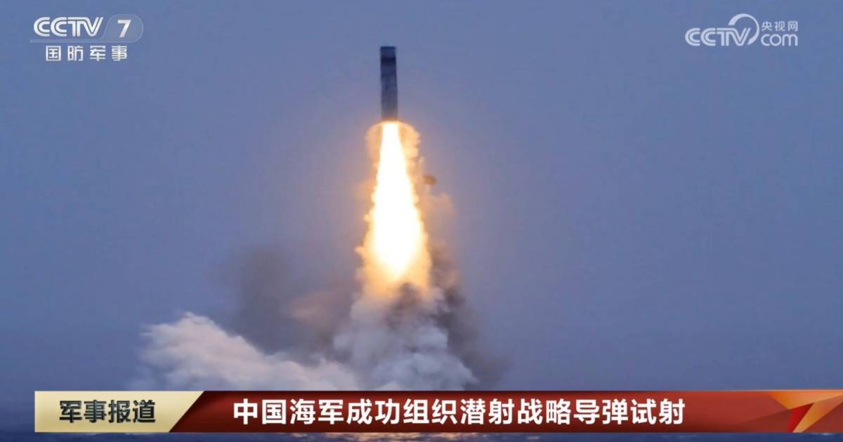 https://img.ilgcdn.com/sites/default/files/styles/xl/public/foto/2026/07/07/1783408140-missile-cinese-usa-documenti-google.jpg?_=1783408140