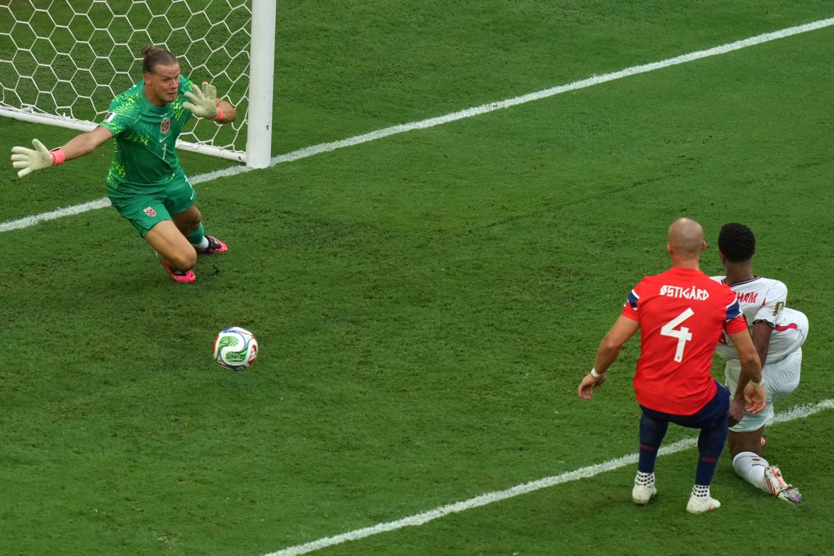 “Il pallone non ha toccato il filo”: il “giallo” del gol dell’Inghilterra alla Norvegia