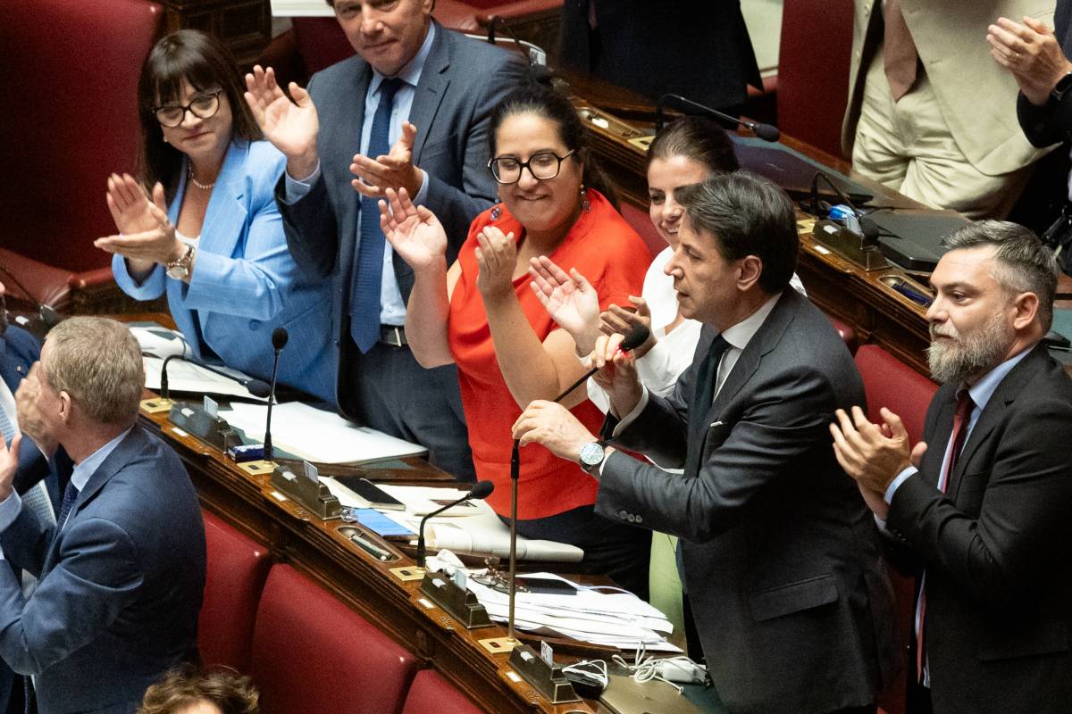 Legge elettorale, parte subito l'assalto delle opposizioni: "Si vada al voto"