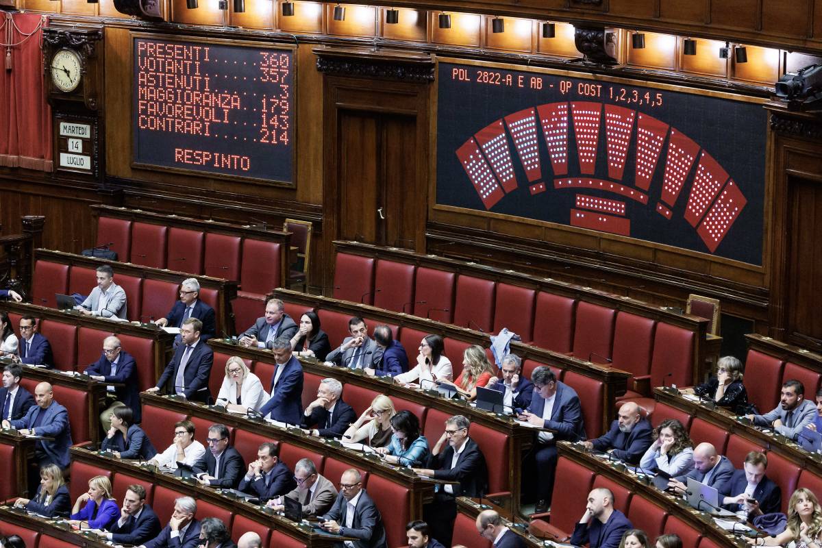 Bagarre sui franchi tiratori: è guerra di accuse