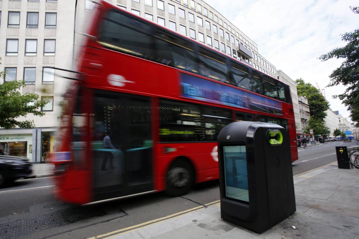 Londra svende il suo simbolo: i double-decker ora arrivano dalla Cina